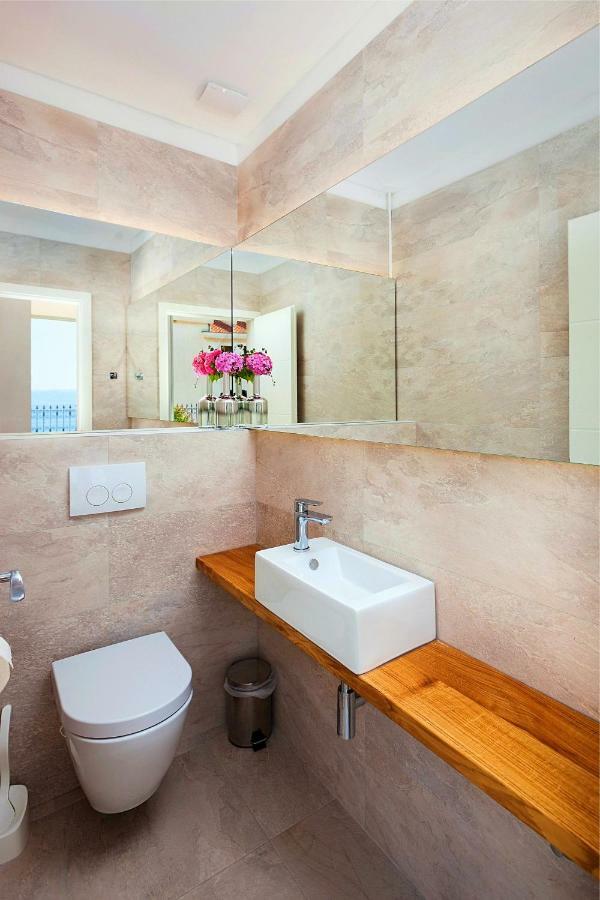 Villa Sea Breeze สปลิท ภายนอก รูปภาพ